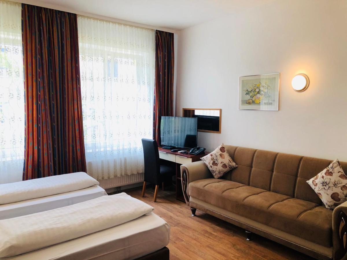 Verdi 3* Munich